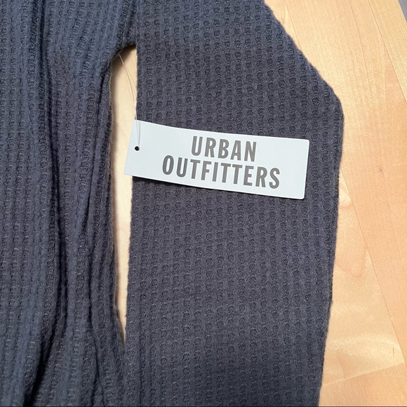 NWT Urban Outfitters Cropped Cardigan Sweater - Picture 3 of 9